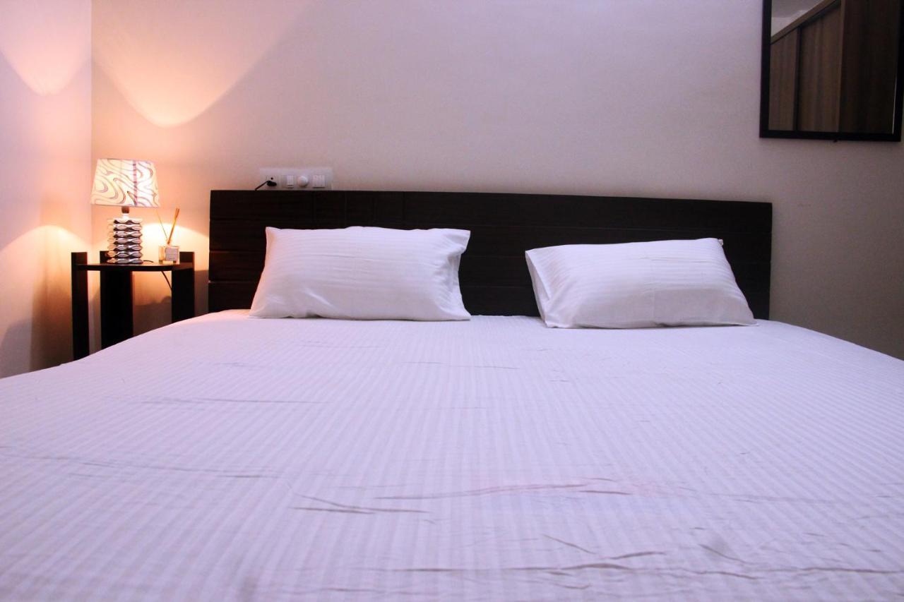 Gts Suites Bangalore Buitenkant foto