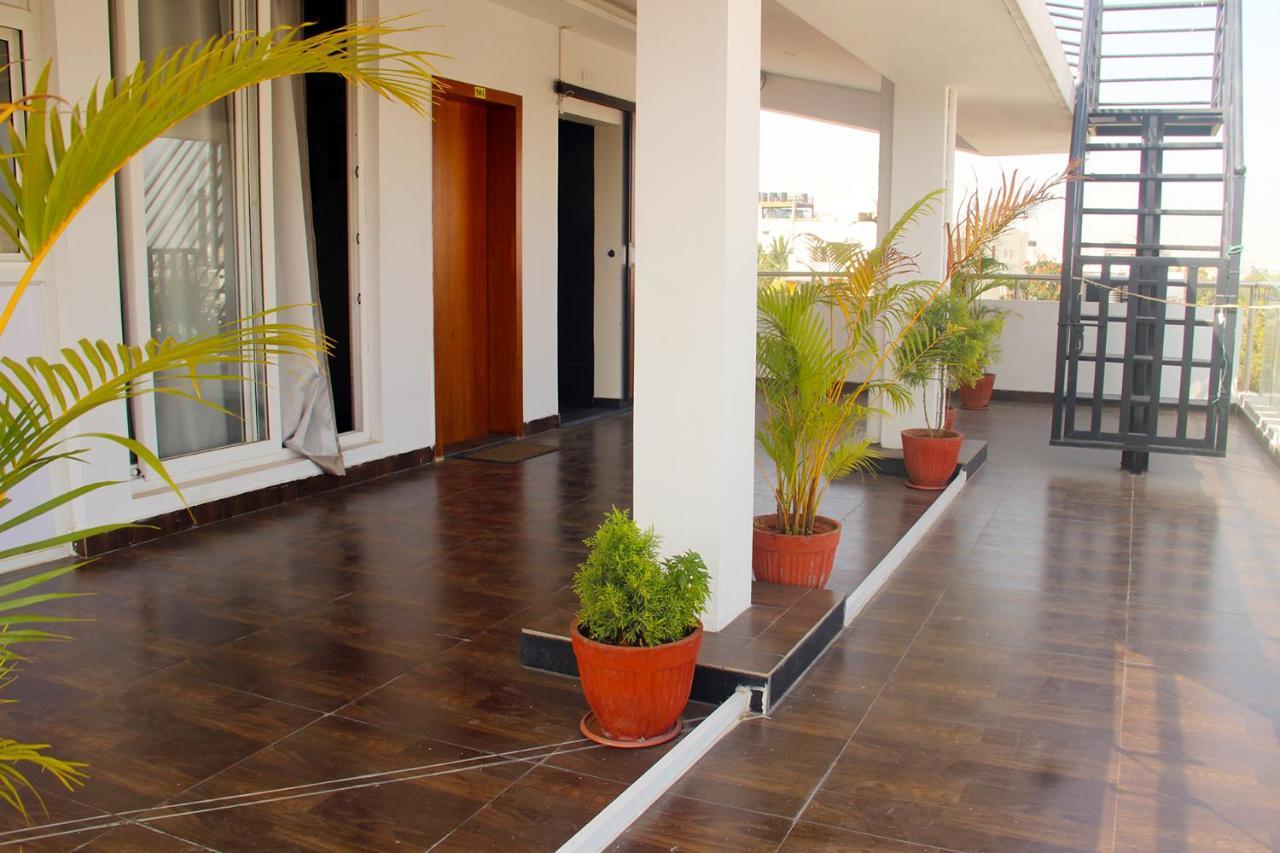 Gts Suites Bangalore Buitenkant foto