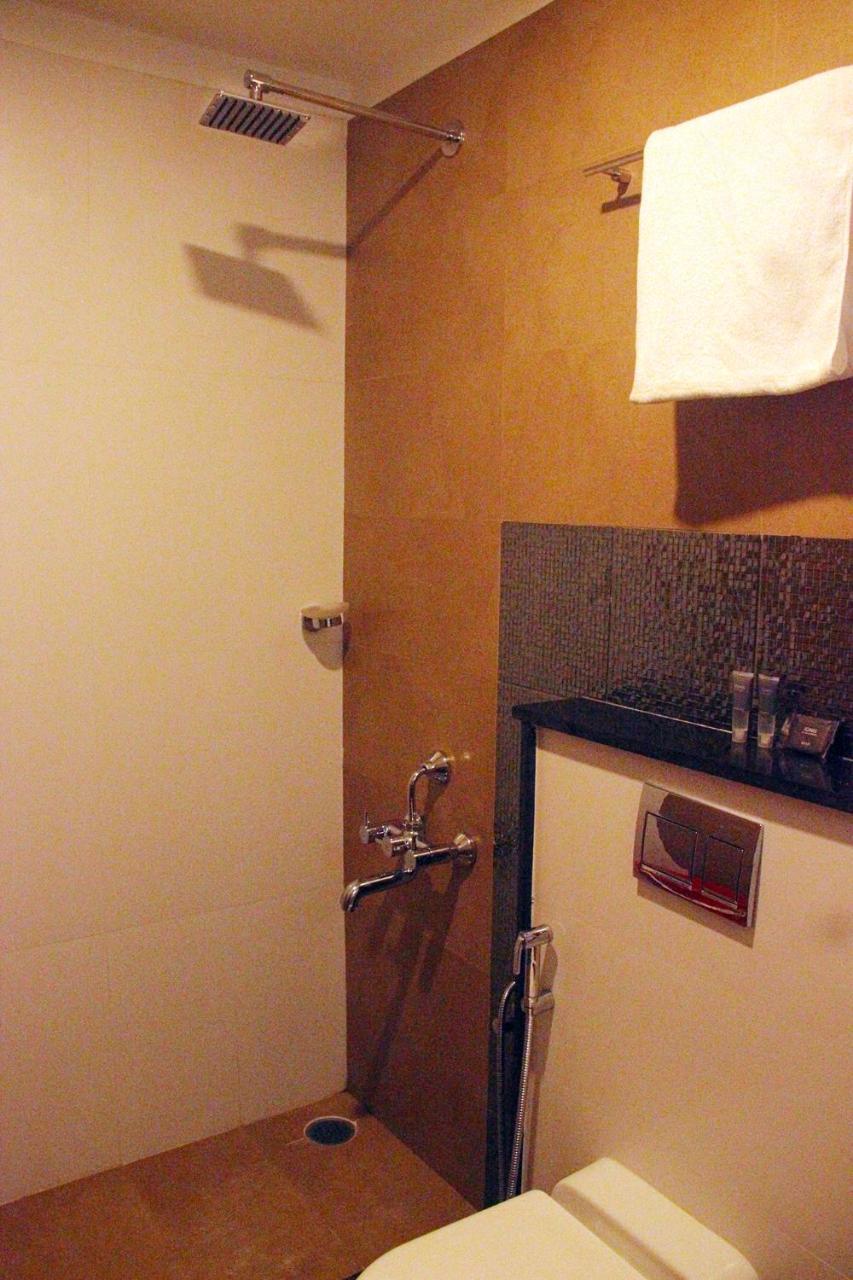 Gts Suites Bangalore Buitenkant foto