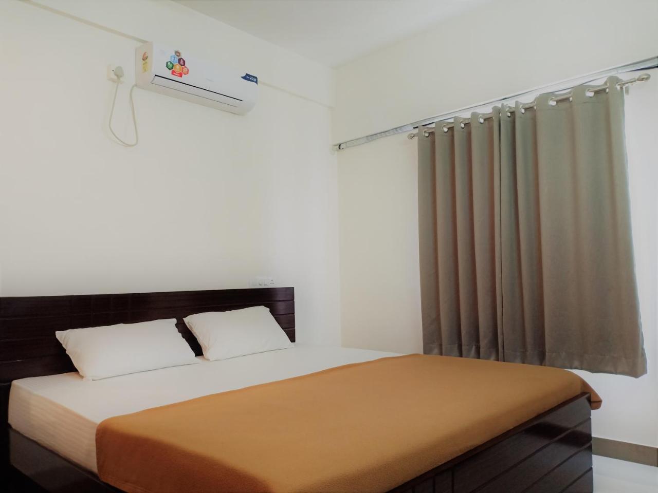 Gts Suites Bangalore Buitenkant foto